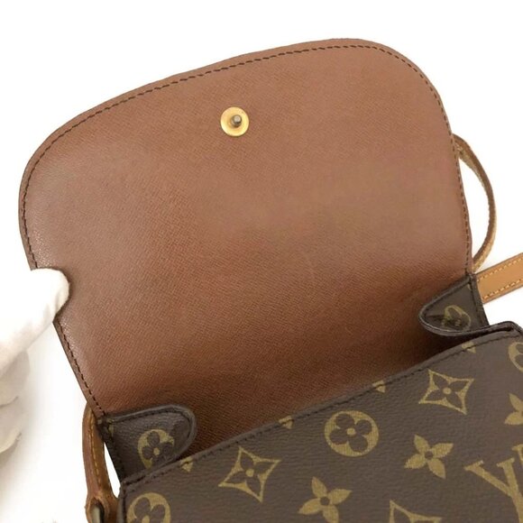 Louis Vuitton - Picture 9 of 12